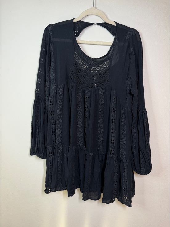Free People Dresses & Skirts - Free People Black Crochet Lace Long Sleeve mini Dress